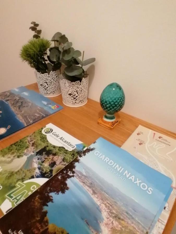 Anna Holiday Home Giardini Naxos Ngoại thất bức ảnh