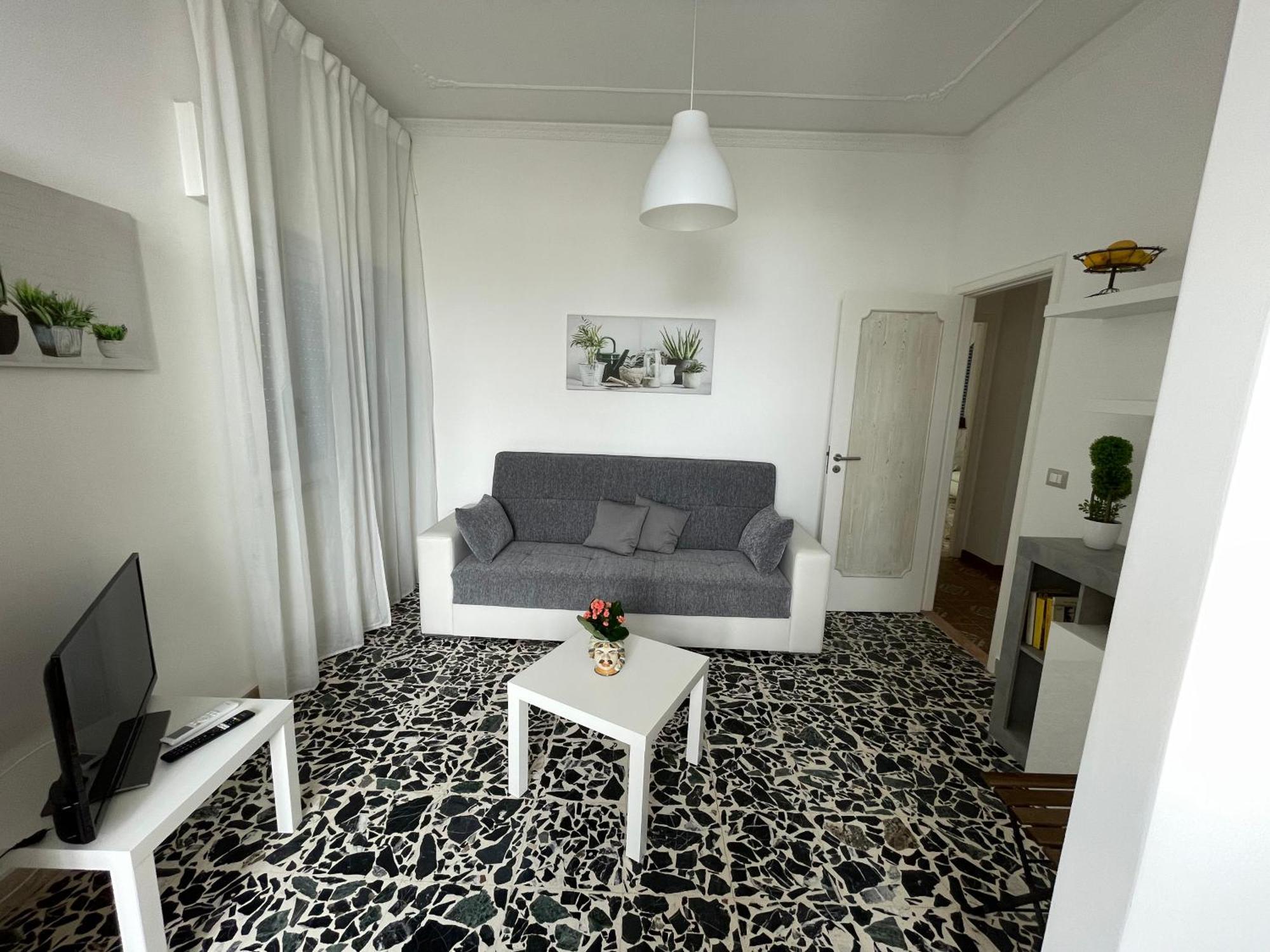 Anna Holiday Home Giardini Naxos Ngoại thất bức ảnh